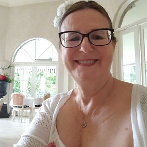Meet your Posher, Joan